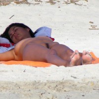 Pic #3 Beach Voyeur:&nbsp;Mallorca Beach: Nice Shaved Girl
