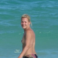 Pic #6 Beach Voyeur:&nbsp;Beach Shots