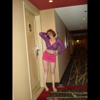 Pic #7 Bottomless Amateur:&nbsp;*UM TQ - Upskirt 1
