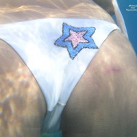 Pic #2 Beach Voyeur:&nbsp;The Underwater Voyeur!