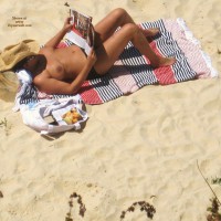 Pic #8 Beach Voyeur:&nbsp;Aussie Birds On The Beach