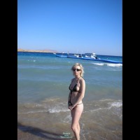 Pic #3 Topless Amateur:&nbsp;*SP El