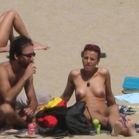 Pic #6 Beach Voyeur:&nbsp;She Is Mad At The Photographer