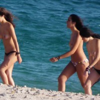 Pic #4 Beach Voyeur:&nbsp;Tres Sirenitas En Cádiz