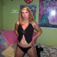Pic #2 Bottomless Amateur Aussy Chick In South America