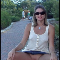 Pic #6 Wife upskirt:&nbsp;*UM Kings Park