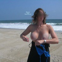 Pic #6 Topless Amateur:&nbsp;*SP A Day At Nags Head