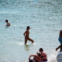 Pic #5 Beach Voyeur:&nbsp;More Friends
