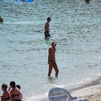 Pic #6 Beach Voyeur:&nbsp;More Friends