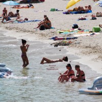 Pic #8 Beach Voyeur:&nbsp;More Friends