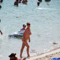 Pic #9 Beach Voyeur:&nbsp;More Friends