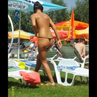 Pic #8 Beach Voyeur:&nbsp;Sexy Bg