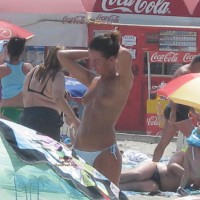 Pic #6 Beach Voyeur:&nbsp;Summer Days Mamaia 2