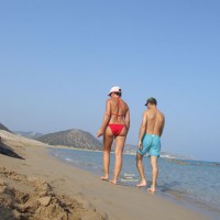 Pic #3 Beach Voyeur:&nbsp;Golden Beach 