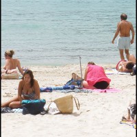 Pic #8 Beach Voyeur:&nbsp;Menorca, Spain