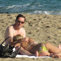 Pic #4 Beach Voyeur:&nbsp;Beach Voyeur: Beach And Love