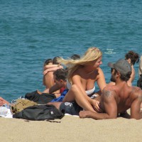 Pic #6 Beach Voyeur:&nbsp;Beach Voyeur: Beach And Love