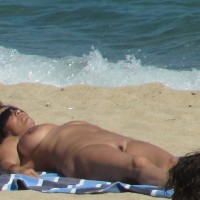 Pic #4 Beach Voyeur:&nbsp;Beach Voyeur: Big Women, Topless And Nude