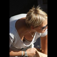 Pic #4 Street Voyeur:&nbsp;Blonde Au Bar