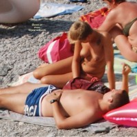 Pic #3 Beach Voyeur:&nbsp;Nice ... France # 2