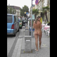 Nude In Public - Exhibitionist, Nude In Public