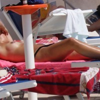 Pic #8 Beach Voyeur:&nbsp;Around The Pool In Sicilia