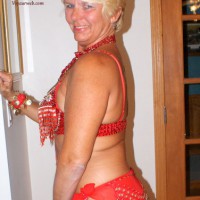 Pic #2 Nude Wife FD Mature Lady