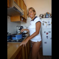 Pic #2 Nude Wife on heels FD Paola In Cucina Paola In The Kitchen
