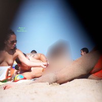 Pic #5 Beach Voyeur:&nbsp;Vaya Tetas...