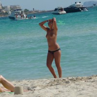 Pic #4 Beach Voyeur:&nbsp;Miky Is Back...es Tranc Mallorca Topless Only