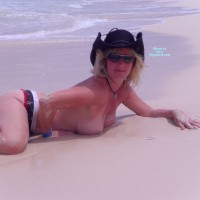 Pic #8 Topless Wife:&nbsp;Punta Cana 2010