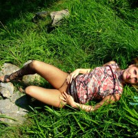 Pic #8 Topless Amateur:&nbsp;In The Park