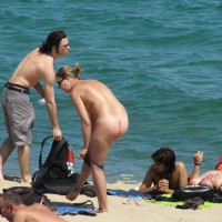 Pic #2 Beach Voyeur:&nbsp;Beach Voyeur: Stripping Before Plunging