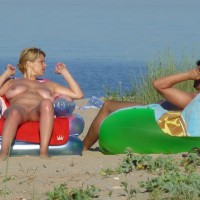 Pic #2 Beach Voyeur:&nbsp;Summer Memories - 2