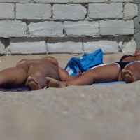 Pic #3 Beach Voyeur:&nbsp;Summer Memories - 2