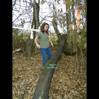 Pic #2 Nude Girlfriend:&nbsp;Gf's Trip To The Woods