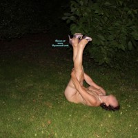 Pic #4 Nude Wife on heels:&nbsp;Spaziergang