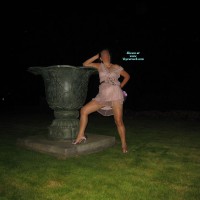 Pic #7 Pantieless Wife:&nbsp;Spaziergang Im Park II