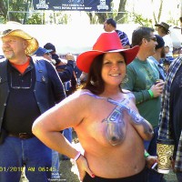 Pic #3 Festival Voyeur:&nbsp;Roscoe's 2010