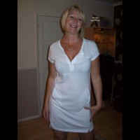 Pic #6 Wife's cleavage:&nbsp;Ass