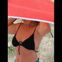 Pic #5 Topless Amateur:&nbsp;Putting On Bikini Top...