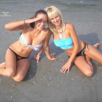 Pic #3 Topless Amateur:&nbsp;Hard Topless And Ass Teen