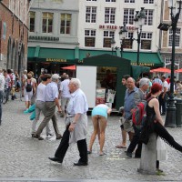 Pic #5 Pantieless Wife:&nbsp;Public 2