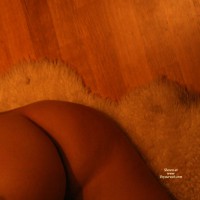 Pic #4 Nude Amateur Through The Gl(ass)