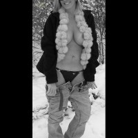 Pic #3 4fun14 Sexy In The Cold
