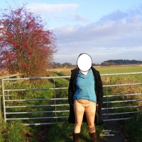 Pic #4 Outside