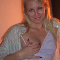 Pic #2 Hot Girl