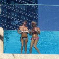 Pic #5 Flashing In Las Vegas