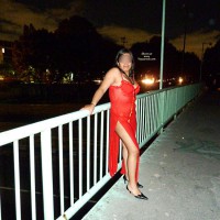 Pic #3 ItÂ´s A Hot Color