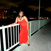 Pic #4 ItÂ´s A Hot Color